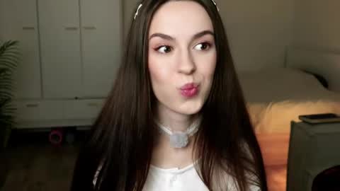 Sofia online show from April 25, 8:39 pm