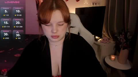 Lisa online show from December 25, 8:07 am