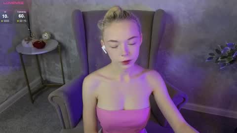 Hello  Im Mila online show from November 24, 9:08 am