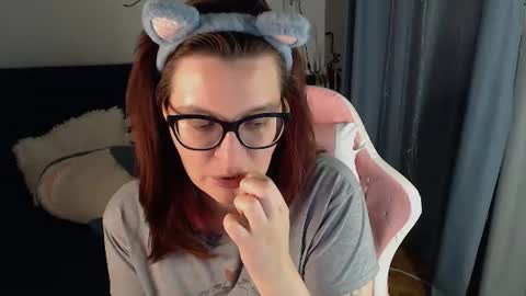Milla online show from June 19, 7:09 pm