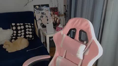 Milla online show from July 23, 7:55 pm