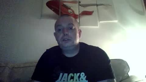 niceguy81 online show from May 6, 10:16 pm