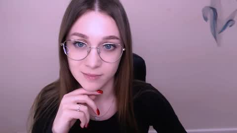 Milla online show from January 8, 12:00 pm