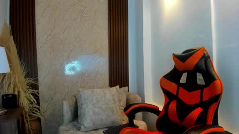 Snapshot of miller_sweet chatting on October 21, 10:46 pm Aleja online show from October 21, 10:46 pm