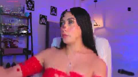 miller_vanessa_ online show from May 2, 9:09 pm