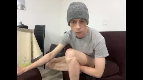 Snapshot of millerjdm chatting on September 23, 9:43 pm SlimnHungOH online show from September 23, 9:43 pm