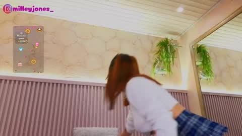 milleyjones_ online show from May 1, 1:49 pm