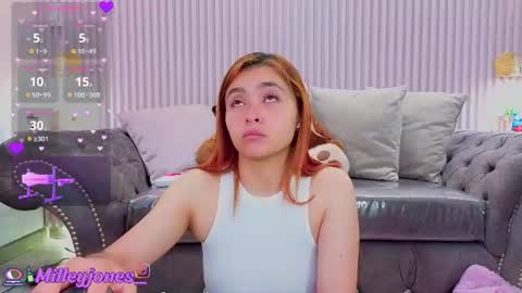 milleyjones_ online show from July 27, 11:51 am