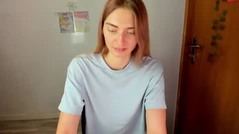 millie_lacroix online show from July 5, 2:02 pm