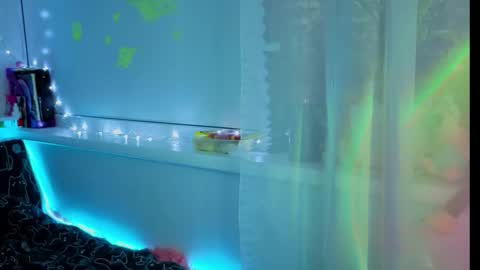 Millie online show from October 9, 10:10 am