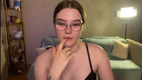 Millie online show from July 19, 2:41 pm