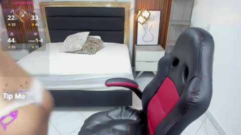 MILLY online show from April 22, 12:34 pm