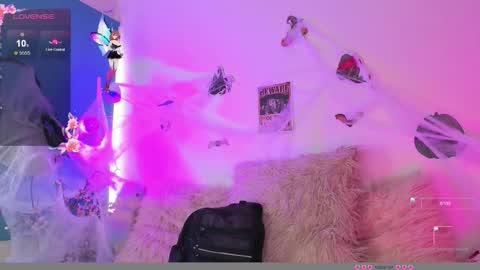 Snapshot of milly_kenner chatting on October 10, 5:41 pm MILLY online show from October 10, 5:41 pm