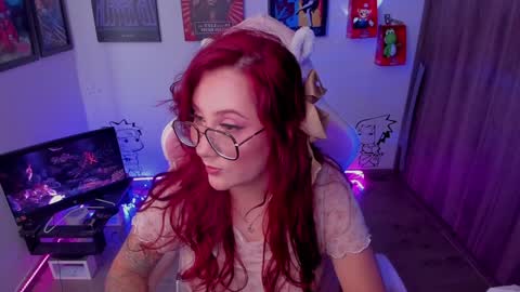 Monkey D Maddie online show from February 3, 8:46 pm