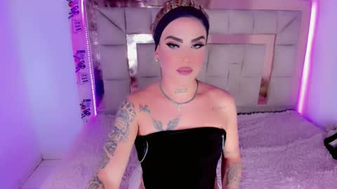 kendall online show from February 7, 7:22 am