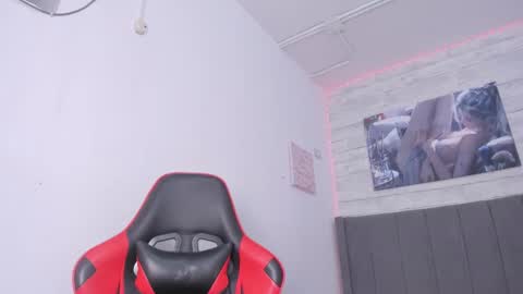 Miluu online show from January 10, 11:50 pm