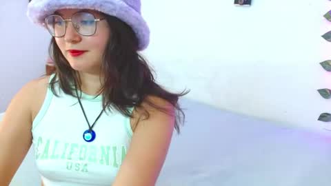 mily_baker online show from June 25, 6:46 pm