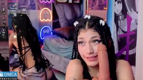 mily_g online show from June 11, 12:32 am