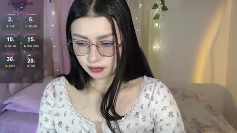 Mily online show from July 11, 3:11 am
