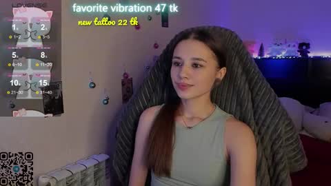 Emily online show from December 14, 8:04 pm