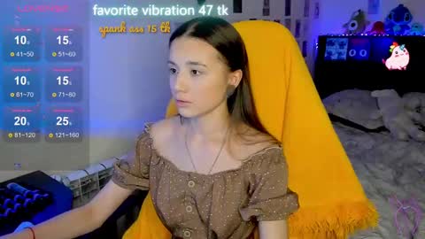 Snapshot of milyamess chatting on February 26, 4:27 pm Emily online show from February 26, 4:27 pm