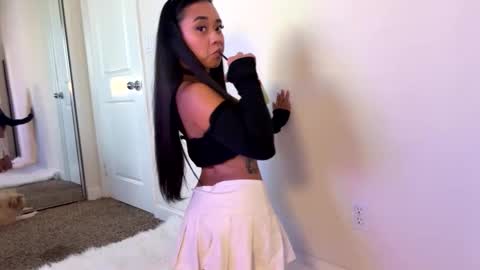 Mimi Baby online show from October 16, 5:34 pm