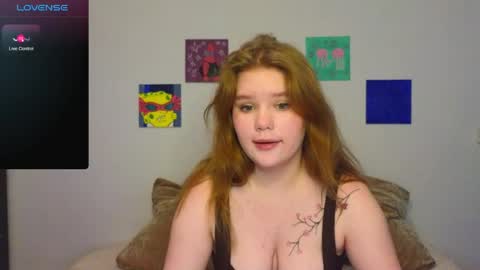hi Im Mina  online show from April 30, 8:19 am