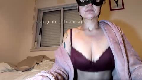 MinaMask online show from March 10, 11:18 pm