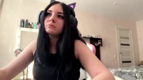 mindimehaffy online show from March 18, 12:22 pm