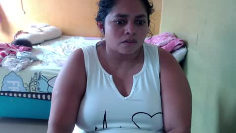 Andrea online show from July 12, 5:38 pm