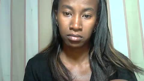 minouch211907 online show from March 9, 8:10 pm