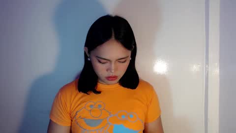 Snapshot of mira_luna222 chatting on February 26, 8:15 pm Mira Bella online show from February 26, 8:15 pm