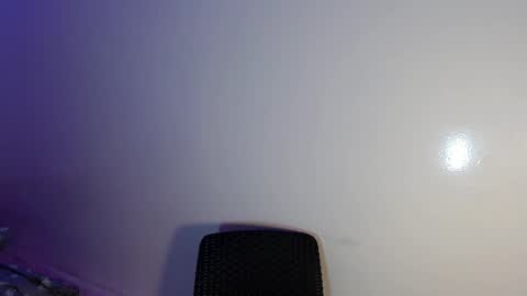 Snapshot of mira_luna222 chatting on February 12, 12:01 pm Mira Bella online show from February 12, 12:01 pm