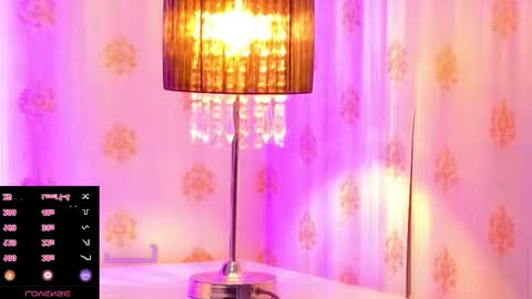 mira_lynxx online show from March 19, 5:02 am