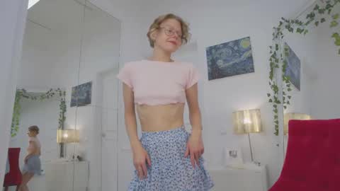 mira_marni online show from October 14, 11:13 am