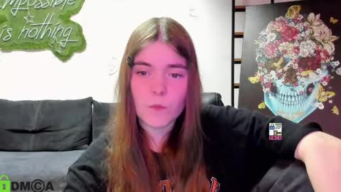 miraa_bloom online show from April 30, 8:57 pm