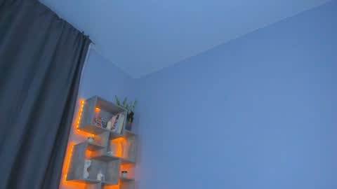 Mira  follow my fansly  online show from June 30, 2:11 am