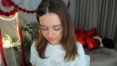 Emma online show from February 27, 7:50 pm