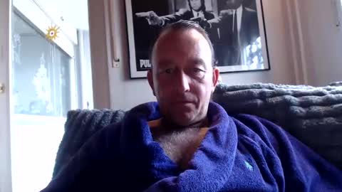 Ben online show from December 4, 9:42 am