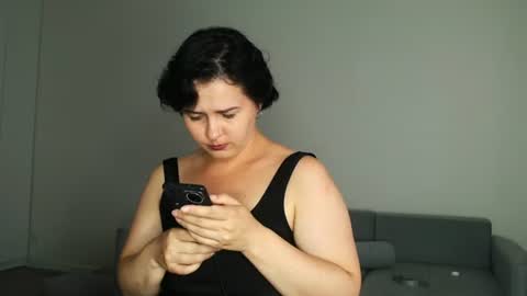 Meera online show from July 9, 1:04 pm