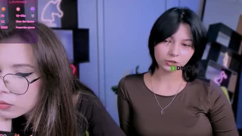 Snapshot of miraella chatting on October 9, 7:08 pm Mira online show from October 9, 7:08 pm