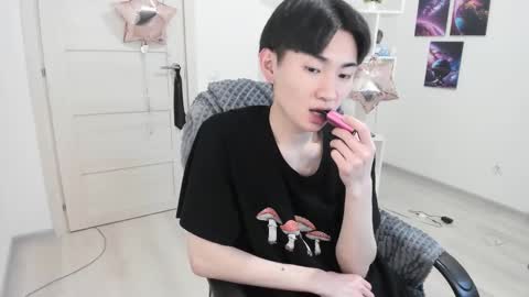              online show from March 9, 4:16 am