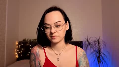 MiraSkyy online show from December 5, 7:22 pm