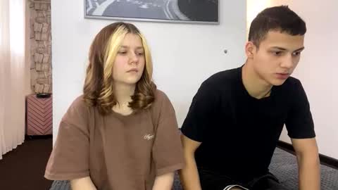 mirelcouple online show from February 18, 10:15 am