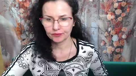Miroslava Happi online show from April 24, 12:40 pm