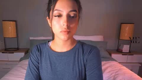 Snapshot of mis_elizabeth chatting on September 23, 6:47 pm Eliza online show from September 23, 6:47 pm