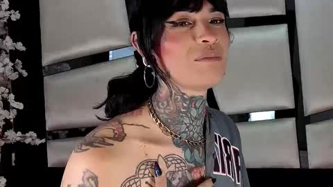     online show from March 20, 2:11 pm