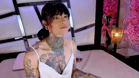     online show from March 14, 2:43 pm