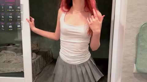 Molly online show from October 15, 5:58 pm