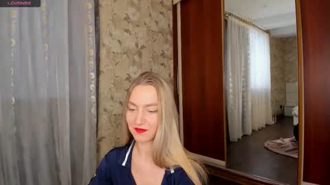 mishapallmer online show from November 22, 8:46 am